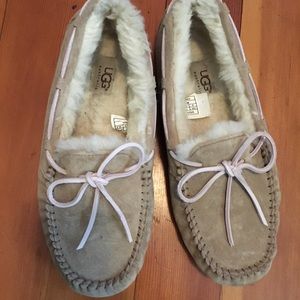 Ugg Slipper Size 8
